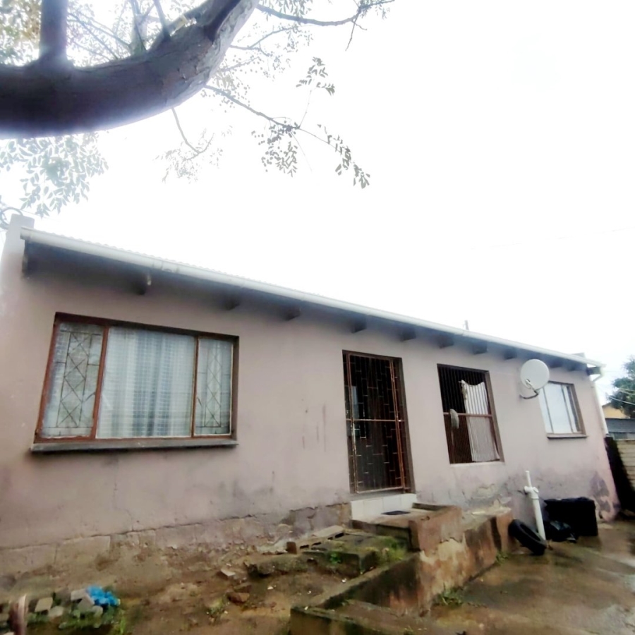5 Bedroom Property for Sale in Mdantsane Nu 3 Eastern Cape